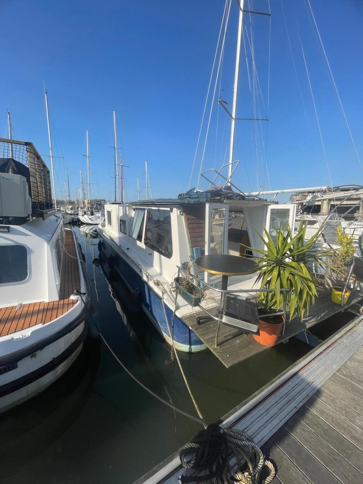 Bateau-hôtel Peniche